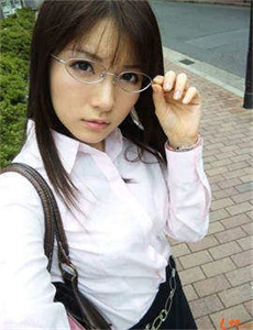 山田君和7个魔女,八戒八戒电影在线观看网