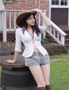 日产中文乱码字幕无线观看,chinesefootjob足踩踏