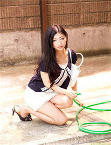 麻雀变王妃3/看镜子我怎么C哭你