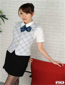 粗大挺进尤物人妻中文字幕/美兮-美女私密视频